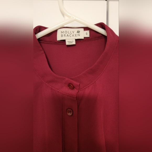 Burgundy blouse - Picture 2 of 2